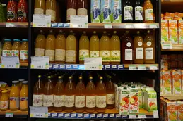 409-1jus-de-pomme-ohain-local-jus-de-poire-jus-d-orange.webp